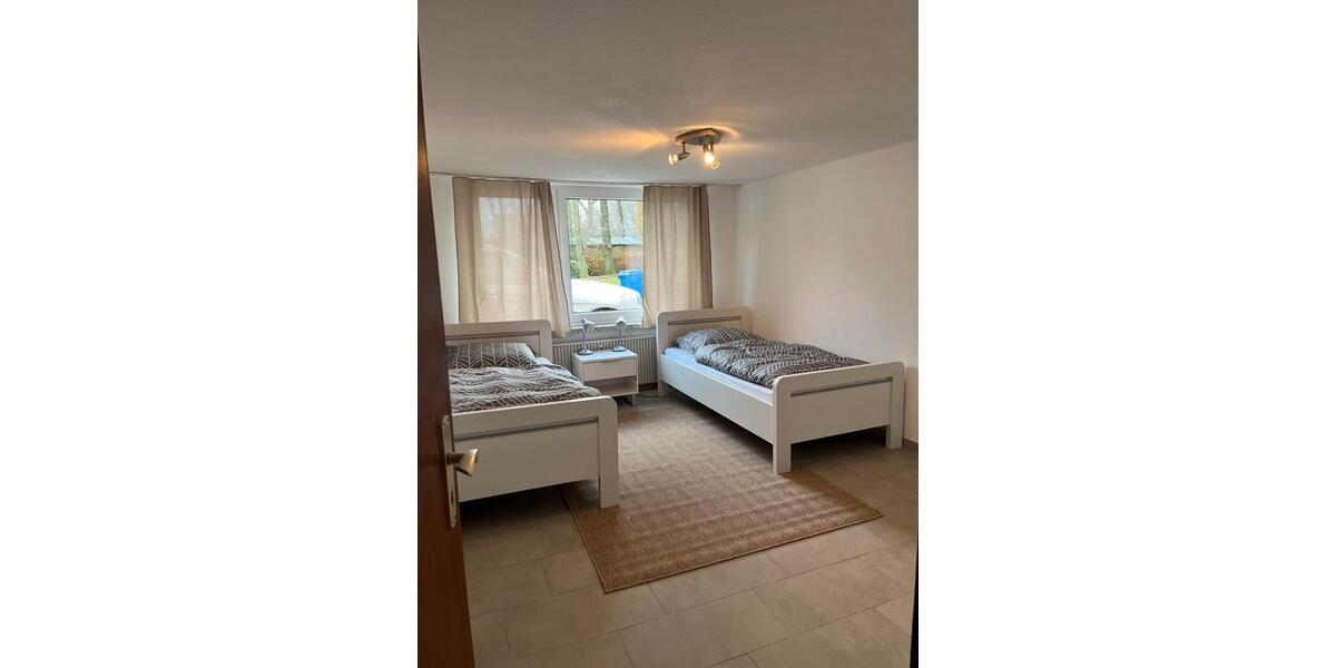 Wohnen auf Zeit Heidenau - 4 Zimmer, 60 m&sup2;, 25&euro; | Angebot:25870124