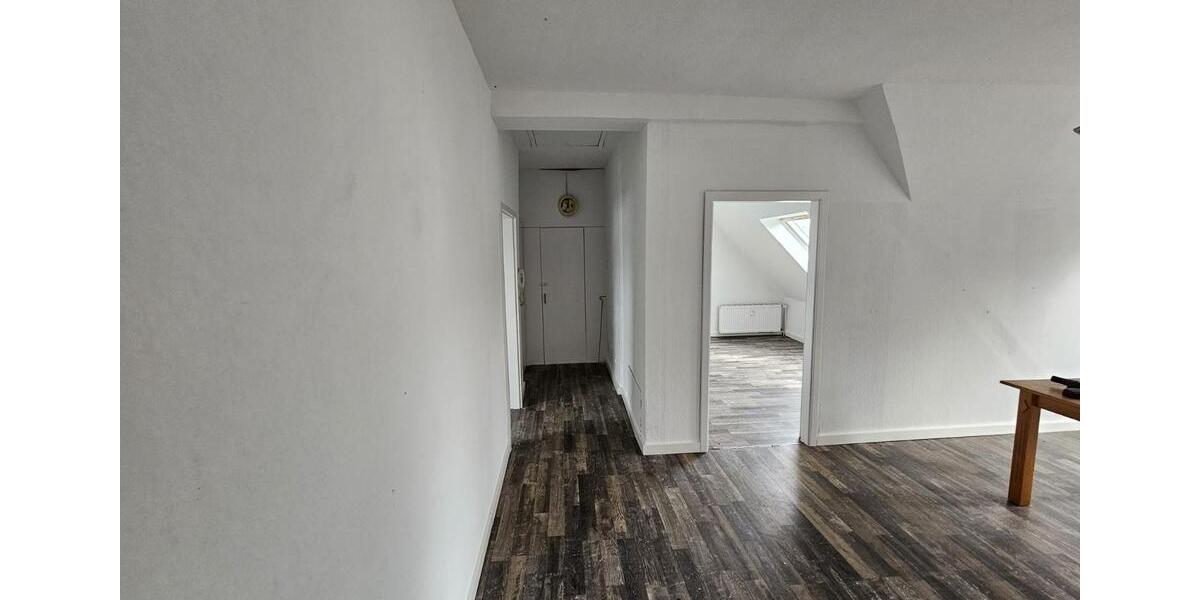 Dachgeschoßwohnung Kleve - 4 Zimmer, 73 m&sup2;, 650&euro; | Angebot:25857353