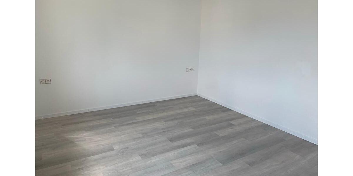 Etagenwohnung Neuenstein - 2 Zimmer, 71 m&sup2;, 950&euro; | Angebot:25551110