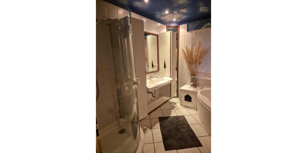 Wunderschöne Erdgeschosswohnung mit großem Privatgartwen zimmer