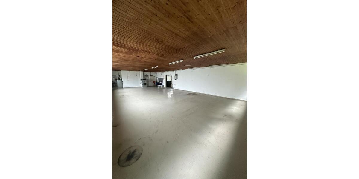 Gewerbeobjekt Schwalbach - 1.600&euro; | Angebot:24827794