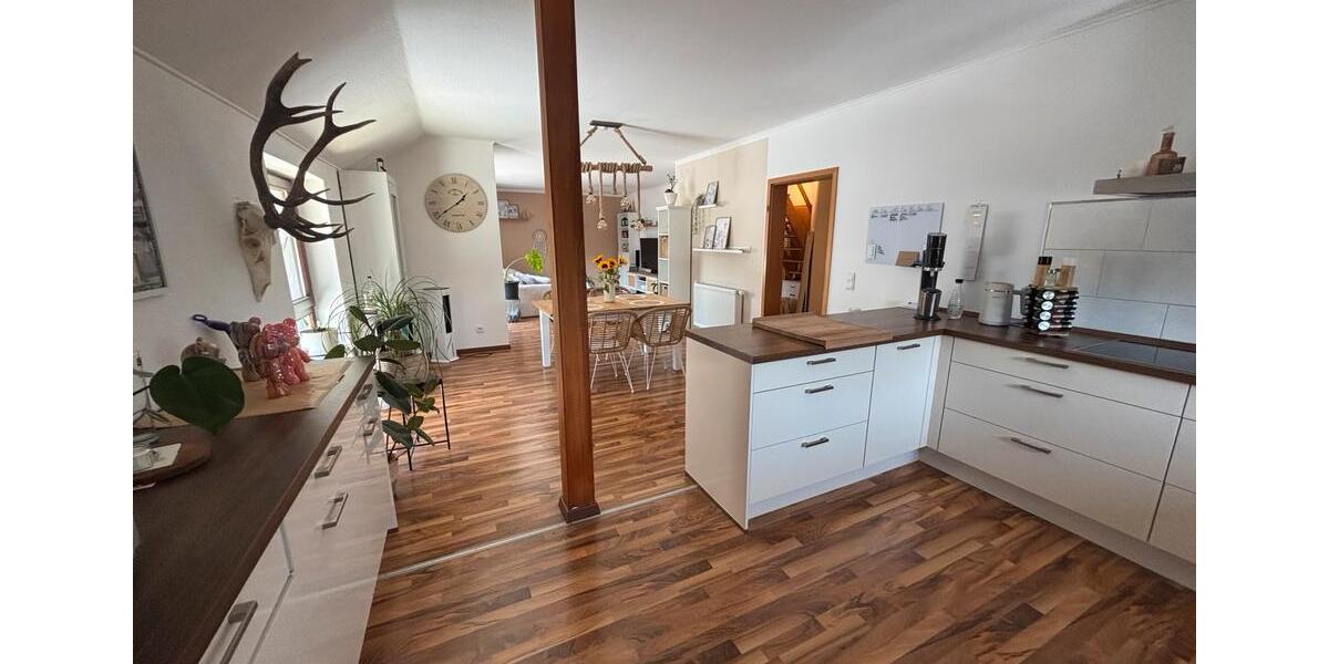 Etagenwohnung Langenfeld (Rheinland) - 2 Zimmer, 90 m&sup2;, 1.300&euro; | Angebot:25267830