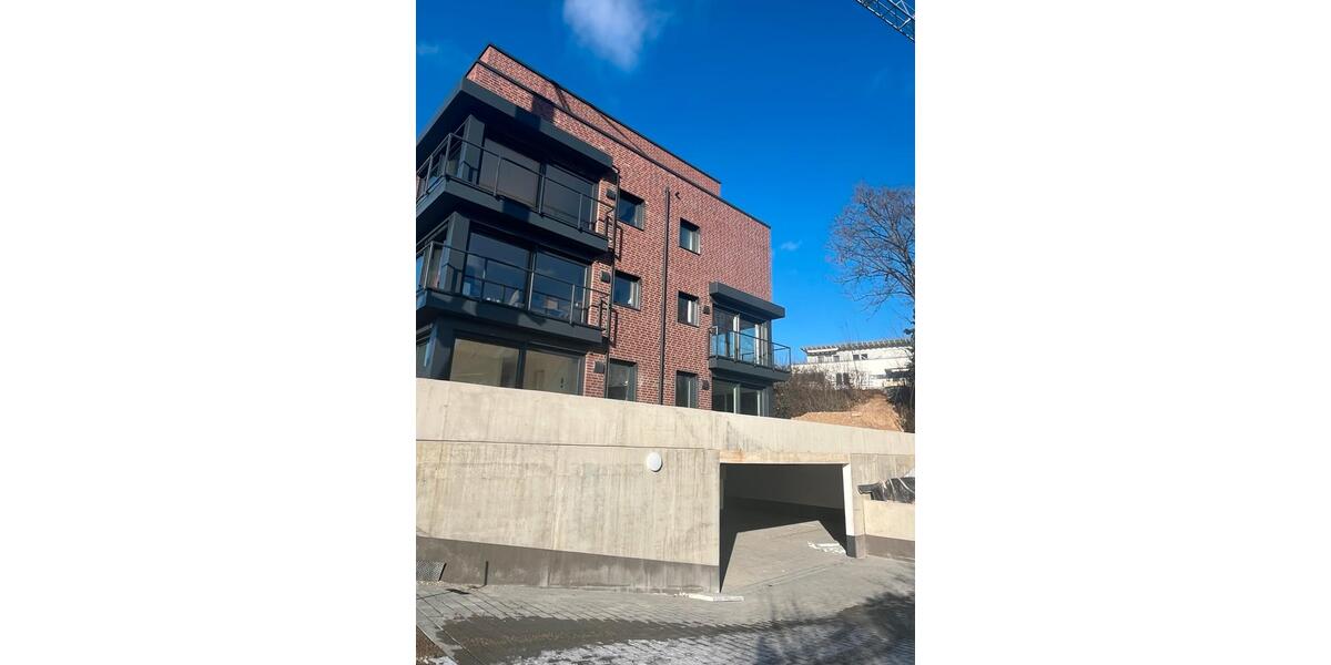 Stilvolle Gartenwohnung mit EBK 3.5 zimmer