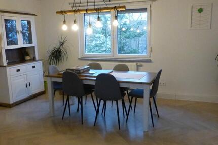 Wohnung mit großem Balkon, EBK, Gartenzugang 3 zimmer