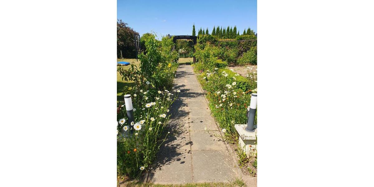 Wohnen auf Zeit Schwerin Friedrichsthal - 5 Zimmer, 185 m&sup2;, 40&euro; | Angebot:14040298