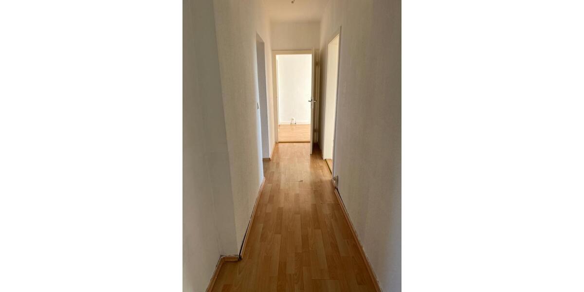 Erdgeschoßwohnung Rositz - 4 Zimmer, 80 m&sup2;, 340&euro; | Angebot:24549539