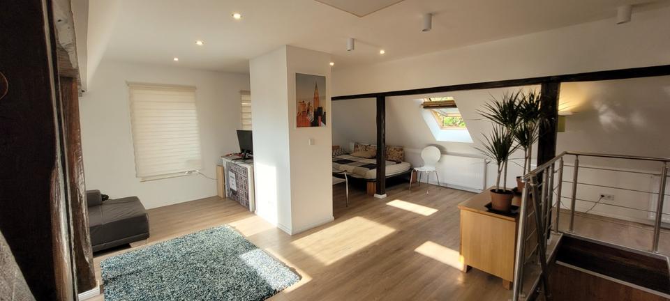 2,5 Zimmer DG Atelierwohnung 2.5 zimmer