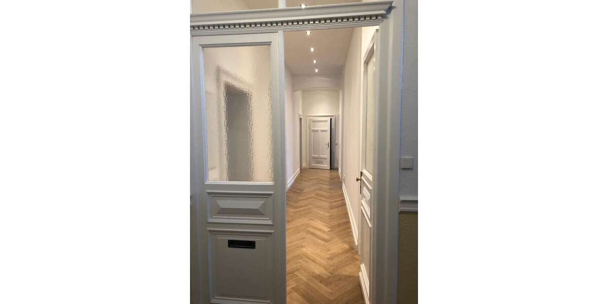Etagenwohnung Wiesbaden Klarenthal - 5 Zimmer, 125 m&sup2;, 2.200&euro; | Angebot:26422855