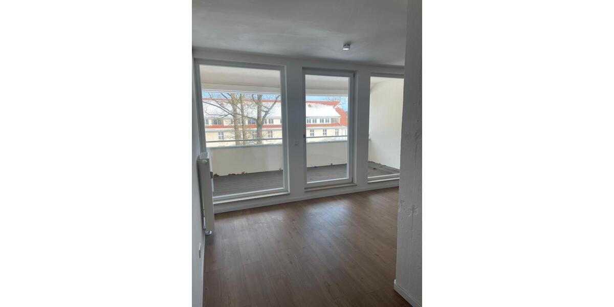 Dachgeschoßwohnung Grasleben - 3 Zimmer, 120 m&sup2;, 1.100&euro; | Angebot:25763856