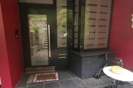 Wohnung Neunkirchen - 4 Zimmer, 120 m&sup2;, 900&euro; | Angebot:27577508