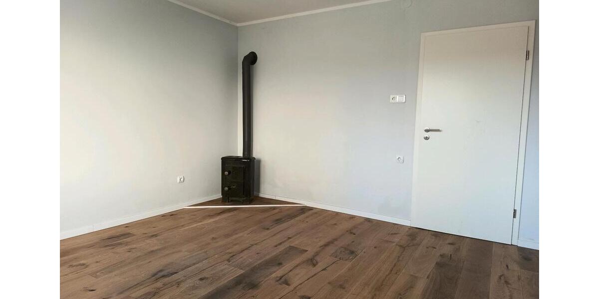 Einfamilienhaus Simbach - 1 Zimmer, 92 m&sup2;, 960&euro; | Angebot:24781260
