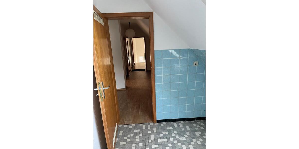 Etagenwohnung Bad Nenndorf - 2 Zimmer, 80 m&sup2;, 640&euro; | Angebot:25966622