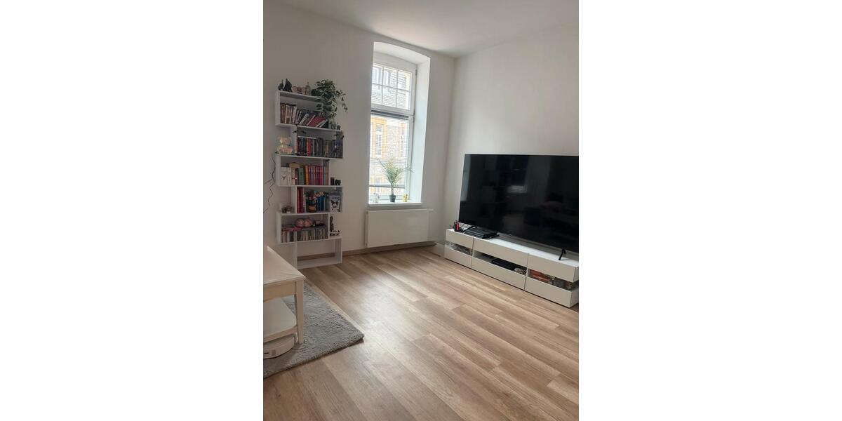 Etagenwohnung Lage - 4 Zimmer, 138 m&sup2;, 1.340&euro; | Angebot:26638396