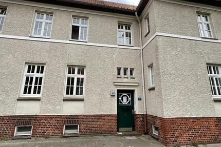Modernisierte 2-ZKB-Balkonwohnung im Erdgeschoss in Heppens zu vermieten! zimmer