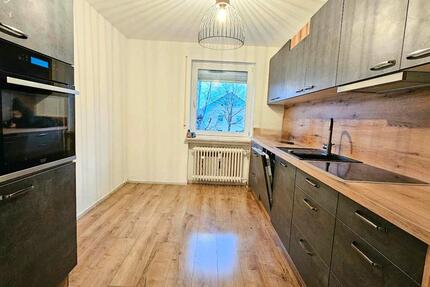 3 Zimmer Wohnung möbliert WG-Neugründung oder FamilieFirma 3 zimmer