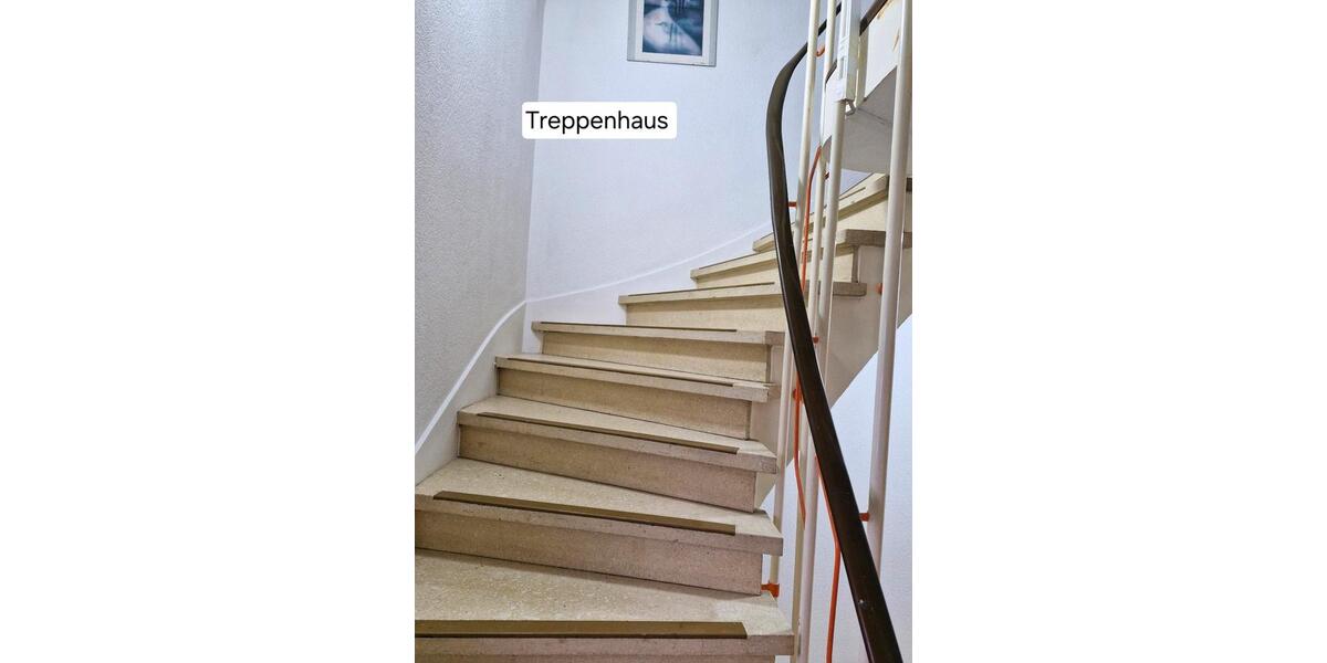 Dachgeschoßwohnung Wetzlar Altenberger Straße - 2 Zimmer, 65 m&sup2;, 500&euro; | Angebot:25080656