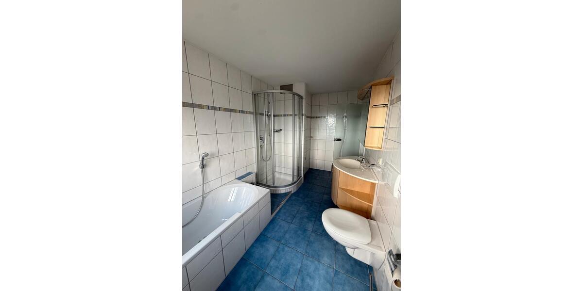 Dachgeschoßwohnung Hergatz - 2 Zimmer, 85 m&sup2;, 1.200&euro; | Angebot:26602946