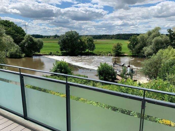 Großzügige 4-Zi-Whg. mit Einbauküche 4 zimmer