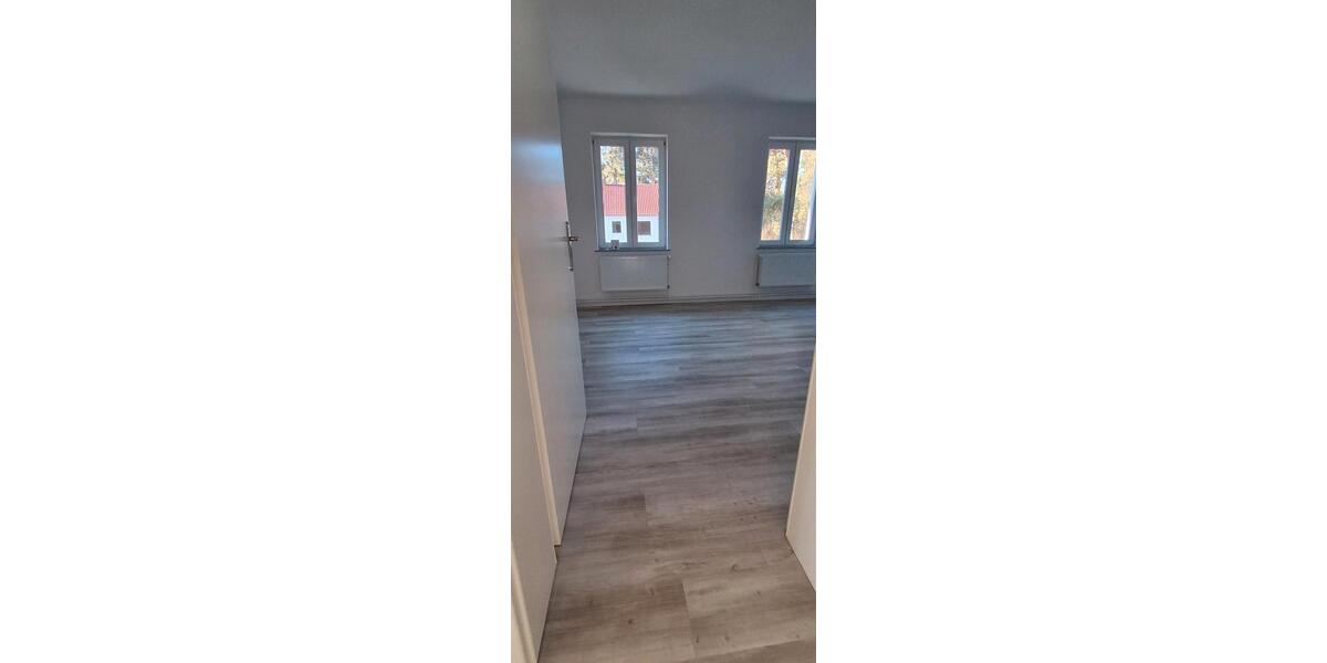 Etagenwohnung Bad Schmiedeberg - 3 Zimmer, 68 m&sup2;, 374&euro; | Angebot:26056313