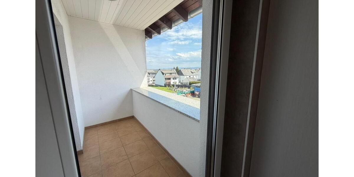 Etagenwohnung Kirchberg (Hunsrück) - 3 Zimmer, 100 m&sup2;, 800&euro; | Angebot:26588654