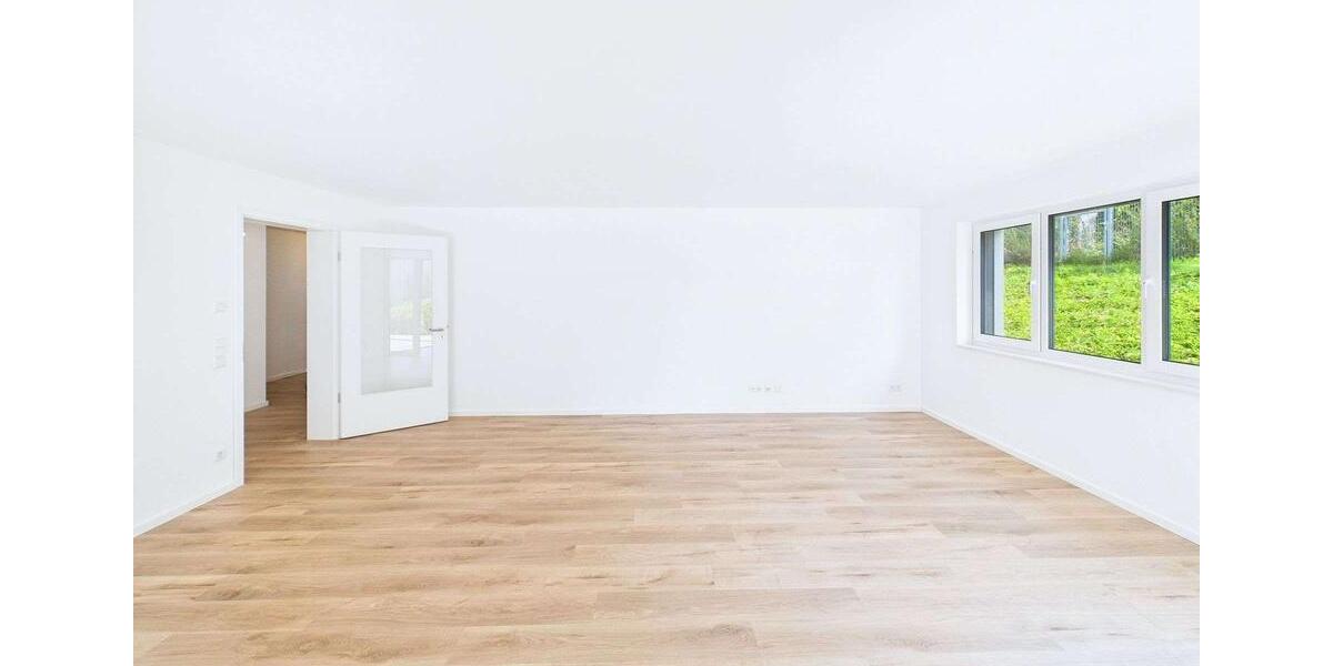Erdgeschoßwohnung Hessisch Oldendorf - 3 Zimmer, 130 m&sup2;, 1.300&euro; | Angebot:26647058