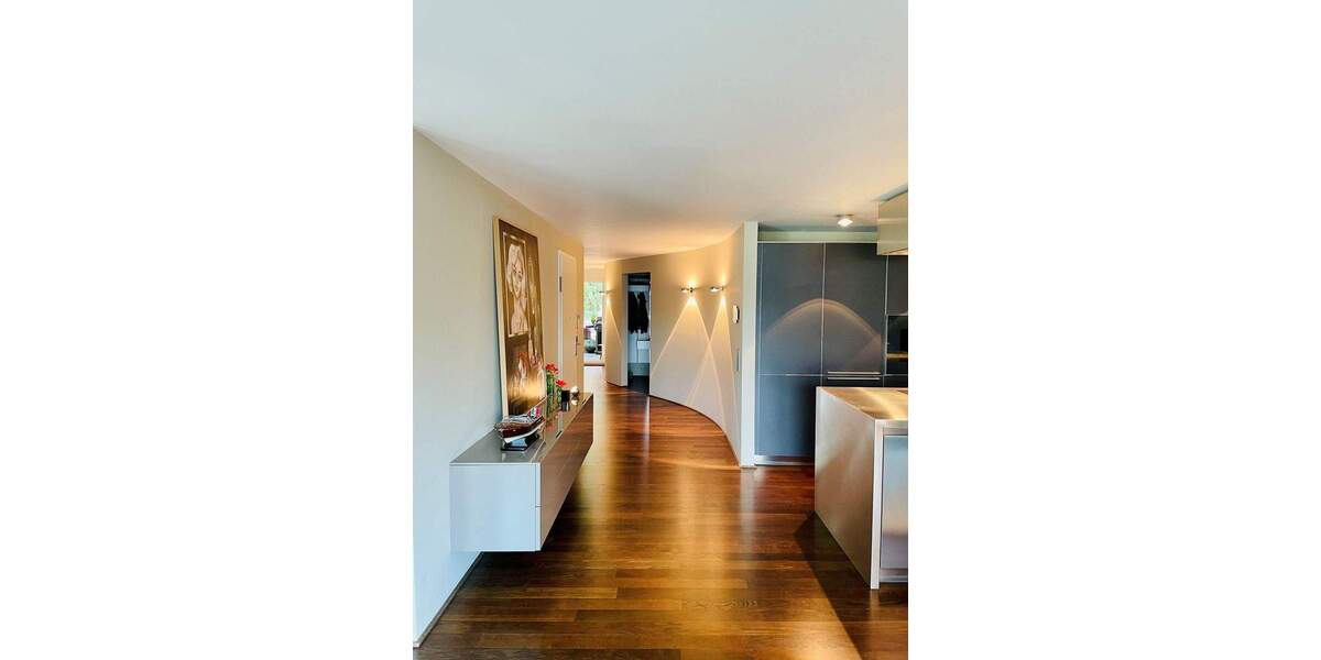 Etagenwohnung Stuttgart Mitte - 3 Zimmer, 129 m&sup2;, 2.890&euro; | Angebot:25215154