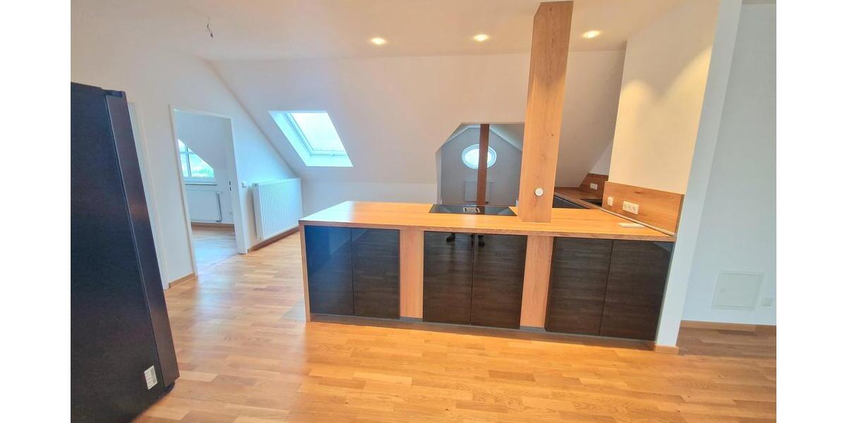 Exklusive 4-Zimmer-Wohnung - mit Einbauküche- hochwertig ausgestattet! - Maisonettenwohnung Chemnitz Kapellenberg | Angebot:26931497