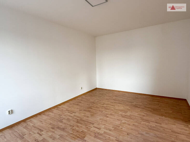 Etagenwohnung Annaberg-Buchholz Annaberg - 2 Zimmer, 65 m&sup2;, 340&euro; | Angebot:25997831