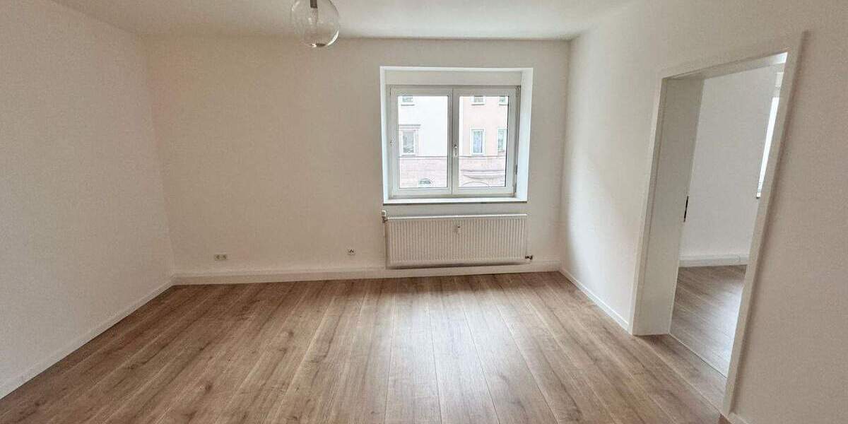 Nähe Sulzbacherstraße ! Helle renovierte 3-ZW, 73 m², neue EBK, 1. OG ohne Aufzug 3 zimmer