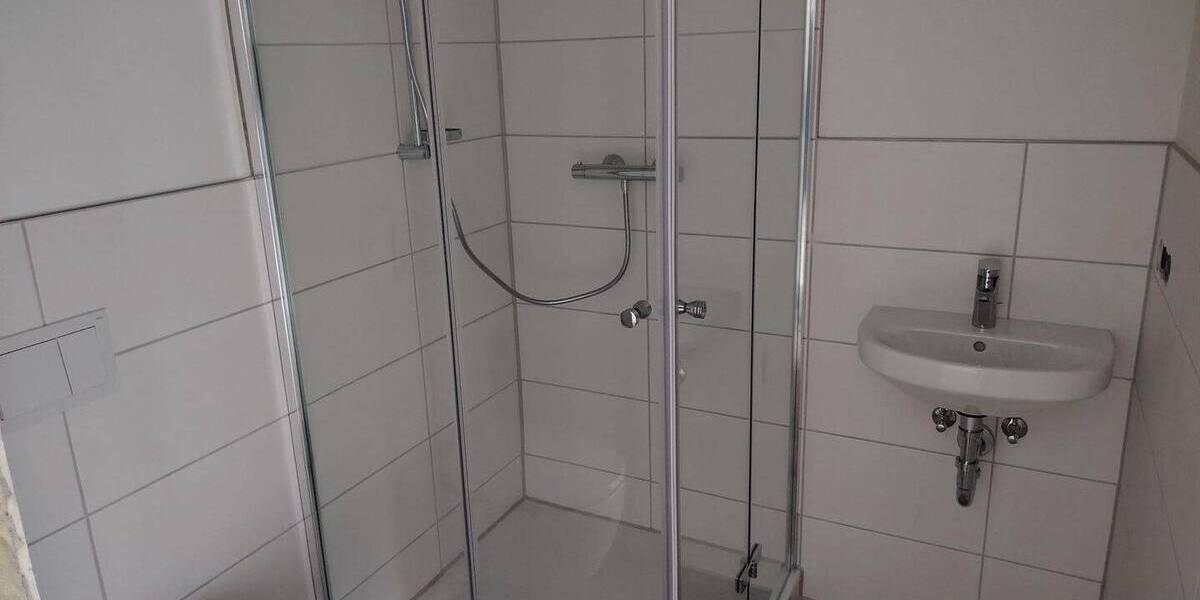 Etagenwohnung Stade - 2 Zimmer, 63 m&sup2;, 800&euro; | Angebot:26541025