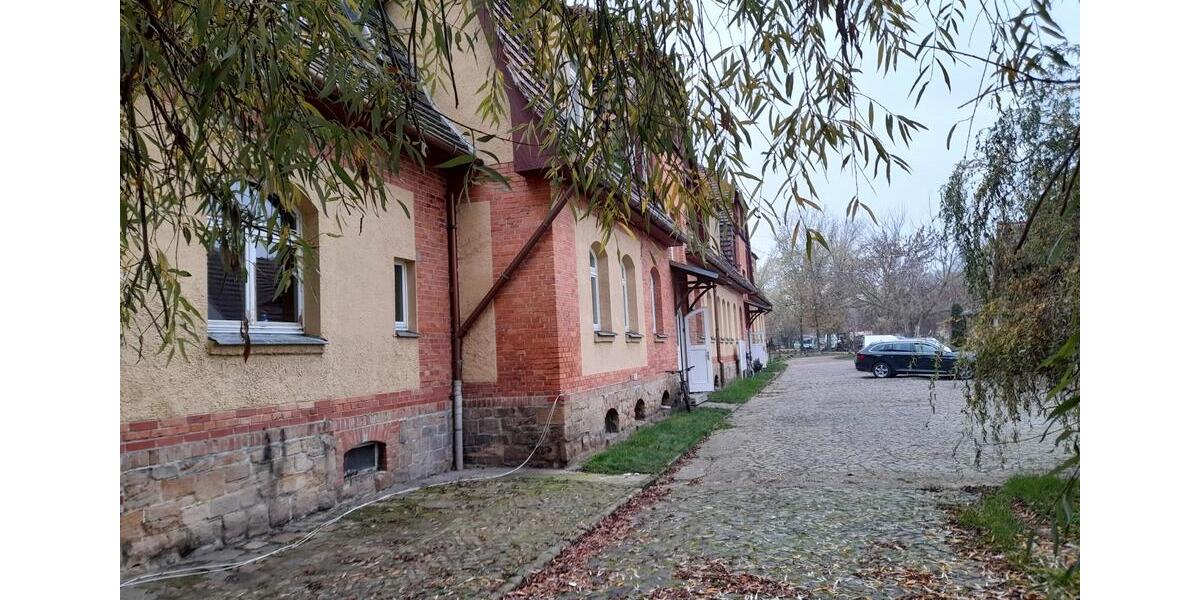 Etagenwohnung Querfurt - 2 Zimmer, 74 m&sup2;, 410&euro; | Angebot:26123967