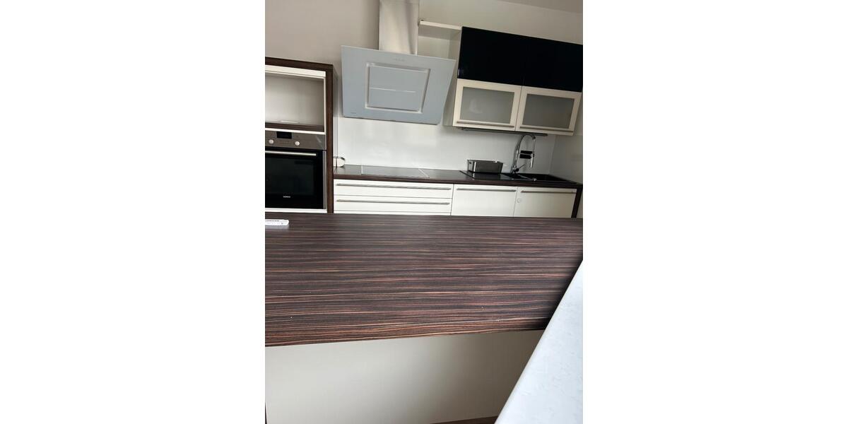 Etagenwohnung Kelheim - 3 Zimmer, 87 m&sup2;, 1.130&euro; | Angebot:24347466