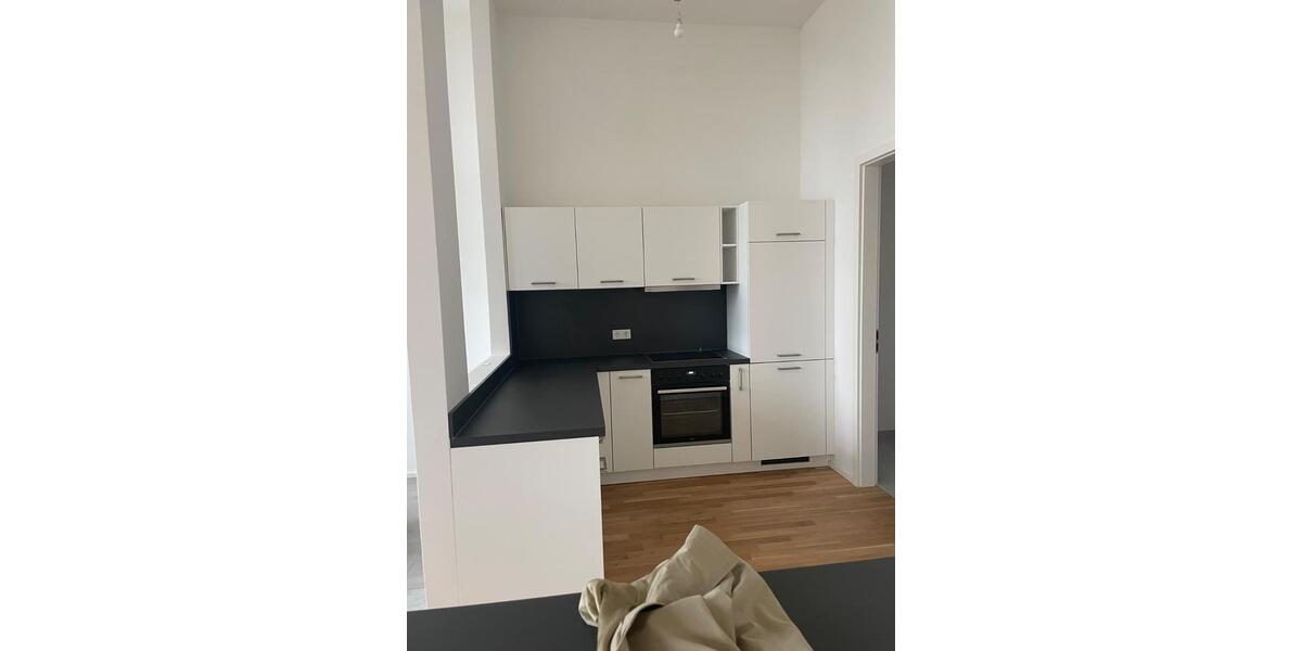 Hochparterre Wermelskirchen - 3 Zimmer, 130 m&sup2;, 1.680&euro; | Angebot:25580152