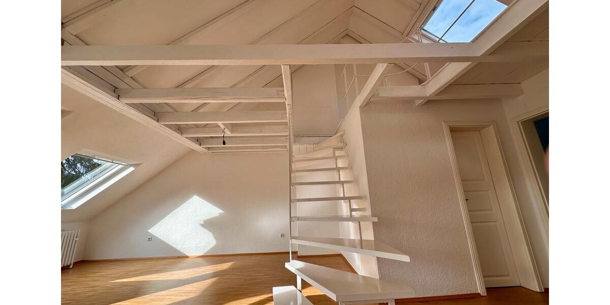 Wunderschöne Wohnung mit Galerie über 2 Ebenen 3 zimmer