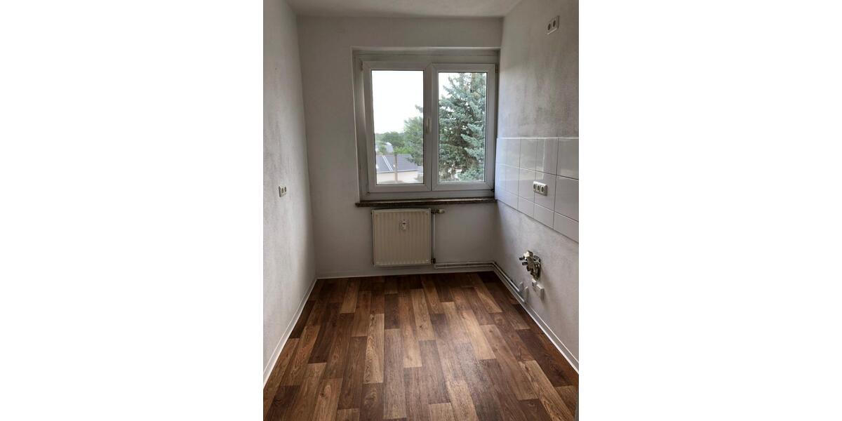 Etagenwohnung Kamenz - 4 Zimmer, 77 m&sup2;, 470&euro; | Angebot:25479186
