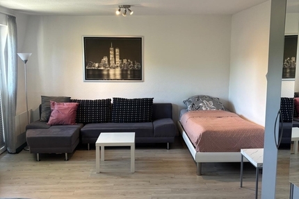 Gemütliche, möblierte Obergeschosswohnung mit Balkon! 1 zimmer