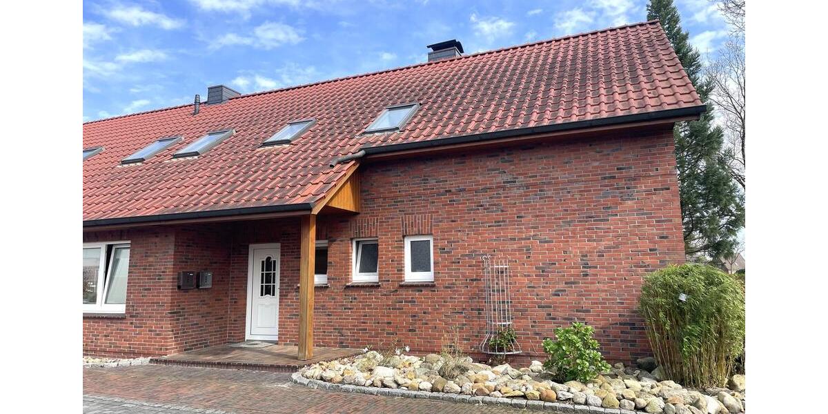 Dachgeschoßwohnung Westerstede - 2 Zimmer, 90 m&sup2;, 650&euro; | Angebot:26199548