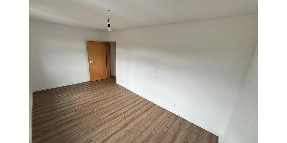 Etagenwohnung Hechingen - 5 Zimmer, 122 m&sup2;, 1.250&euro; | Angebot:26639135