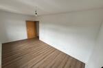 Etagenwohnung Hechingen - 5 Zimmer, 122 m&sup2;, 1.250&euro; | Angebot:26639135