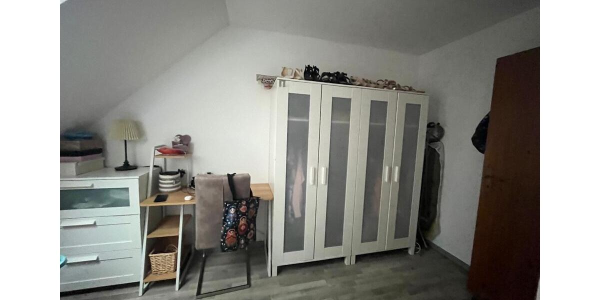 Dachgeschoßwohnung Minden Kuhlenkamp - 3 Zimmer, 70 m&sup2;, 550&euro; | Angebot:24783763