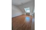 Dachgeschoßwohnung Düsseldorf Stadtbezirk 9 - 3 Zimmer, 65 m&sup2;, 650&euro; | Angebot:26688510