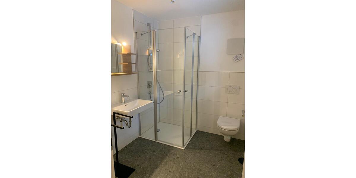 Erdgeschoßwohnung Nürtingen - 4 Zimmer, 110 m&sup2;, 1.590&euro; | Angebot:24719607