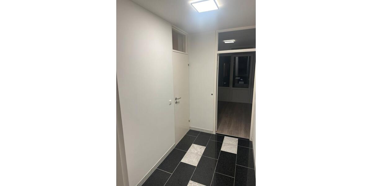 Etagenwohnung Karlsruhe Beiertheim-Bulach - 4 Zimmer, 92 m&sup2;, 1.600&euro; | Angebot:25964376