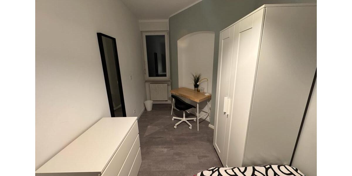 Zimmer in 4er Frauen-WG - Shared room in women’s apartment 1 zimmer