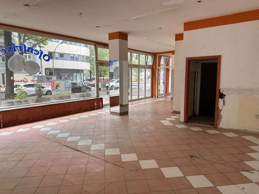 Gastronomie in Berlin 4.475 € 105 m²