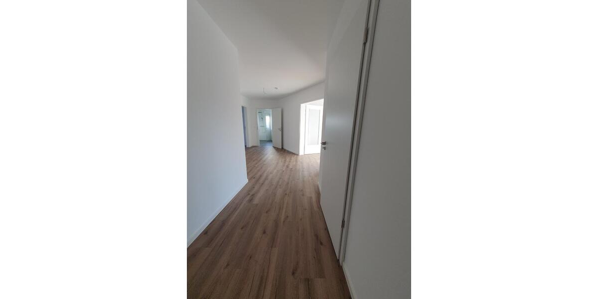 Erdgeschoßwohnung Wanna - 3 Zimmer, 87 m&sup2;, 995&euro; | Angebot:25515110