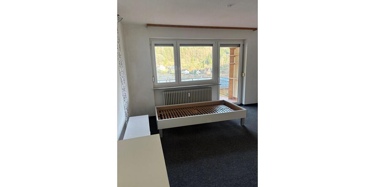 Etagenwohnung Bad Wildbad - 1 Zimmer, 35 m&sup2;, 430&euro; | Angebot:25640860