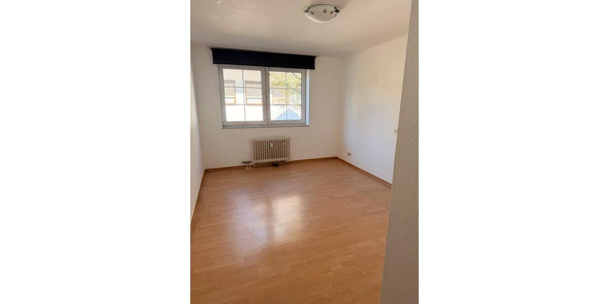 Hochparterre Bergisch Gladbach Frankenforst - 2 Zimmer, 65 m&sup2;, 1.190&euro; | Angebot:26022976
