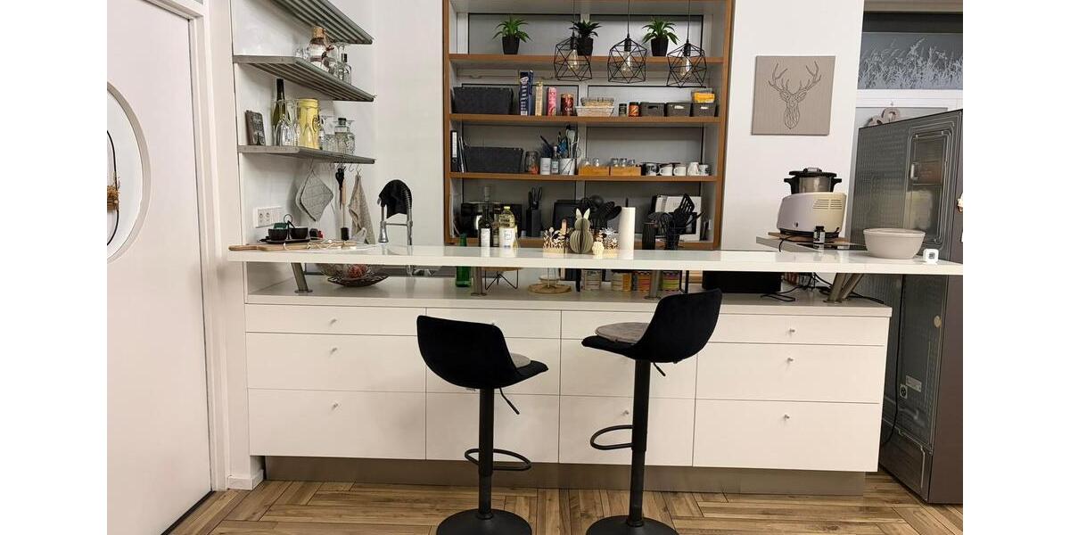 Etagenwohnung Uder - 4 Zimmer, 150 m&sup2;, 900&euro; | Angebot:26092951