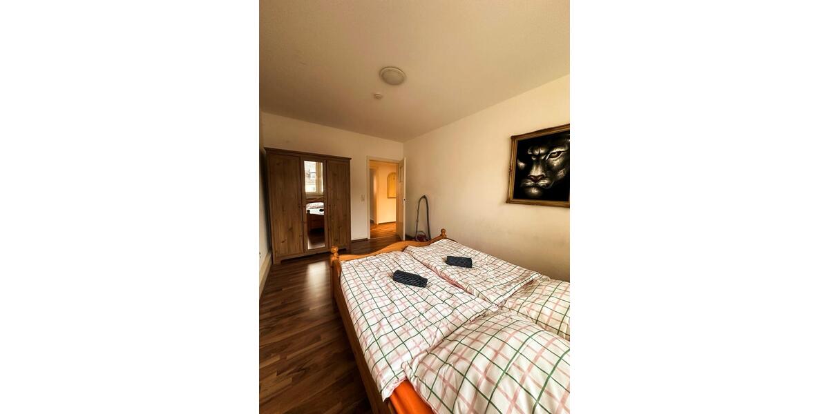 Etagenwohnung Düsseldorf - 2 Zimmer, 52 m&sup2;, 1.450&euro; | Angebot:26256328